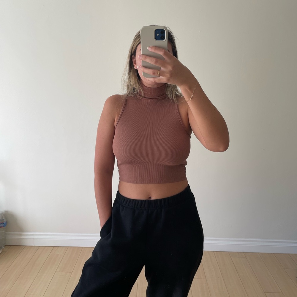 Zara - Picture 3 of 5